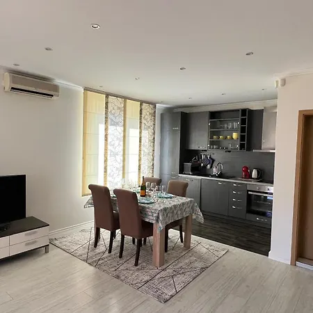 Holiday home Casa 18 *